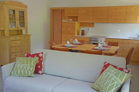 Zona living e cucina in casa Peter